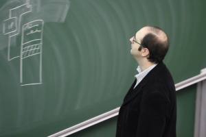 Décidément, qu'est-ce que je dessine mal, heureusement que j'ai prévu des slides ...